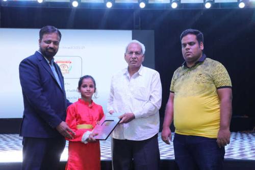 annual award (12)